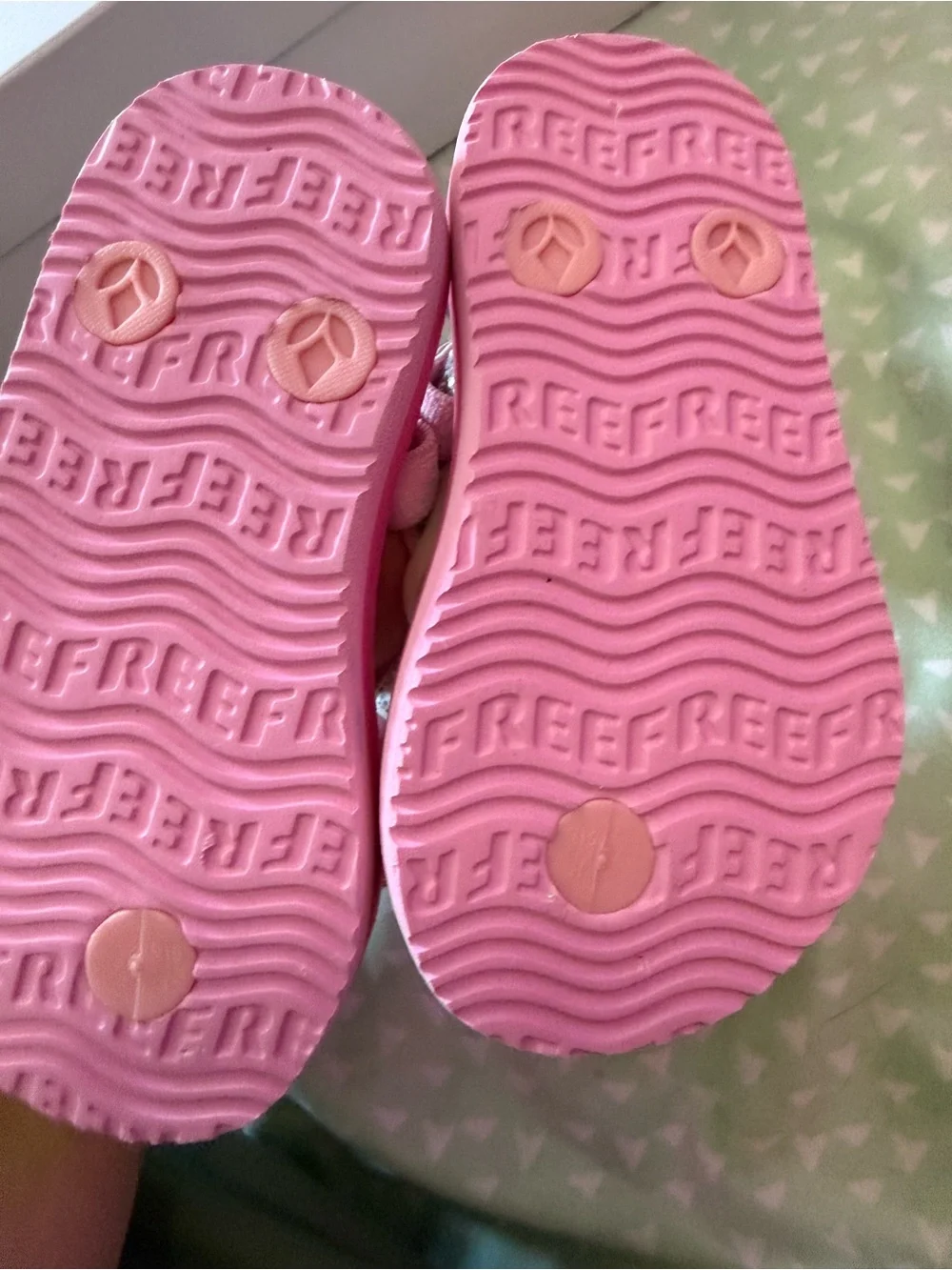 Reef Kids Pink Unicorn Glitter Thong Sandals